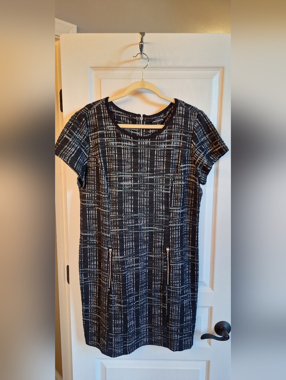 Sharagano Black and White Plaid Midi Dress